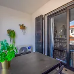 Oura Vibes By Ricardo *